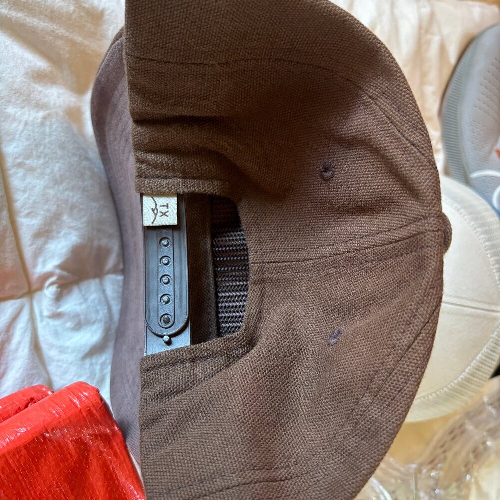 Texas Hill Country Provisions Men's Snapback Hat-Like New View 2